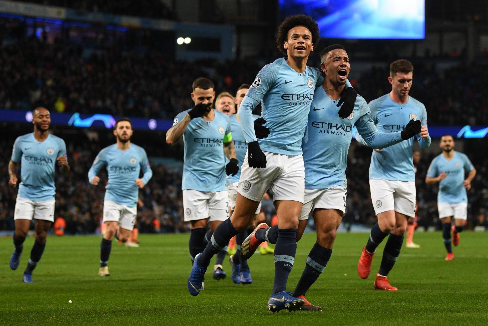 曼对球队某 曼对球队某